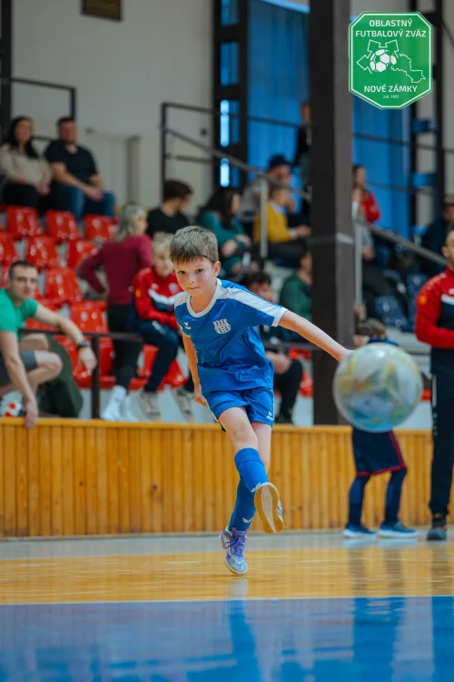 Halový turnaj U9 o Pohár predsedu ObFZ N. Zámky – fotografia 12