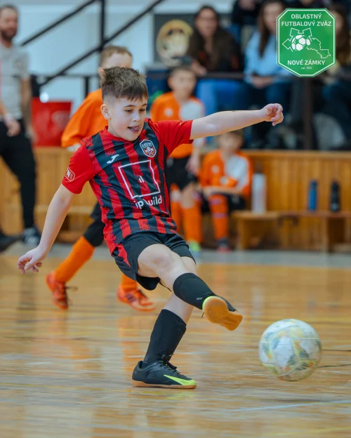 Halový turnaj U9 o Pohár predsedu ObFZ N. Zámky – fotografia 27