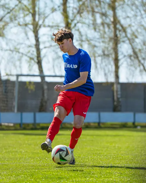 ŠK Kmeťovo-FK Slovan Šahy – fotografia 11