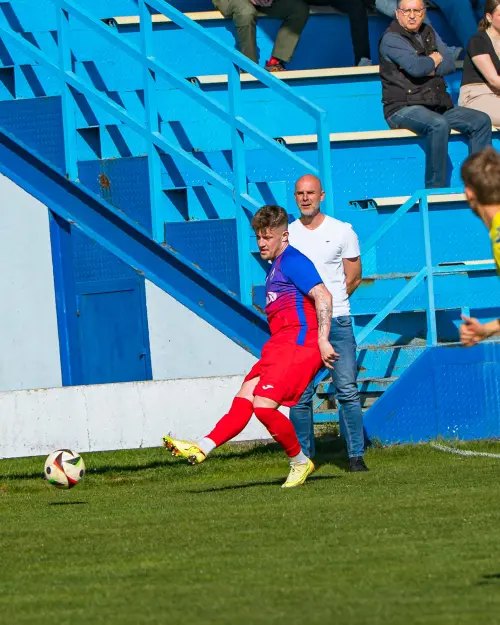 ŠK Kmeťovo-FK Slovan Šahy – fotografia 26