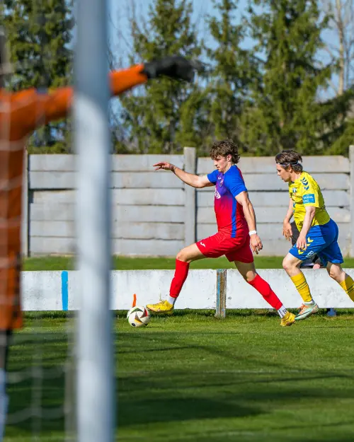ŠK Kmeťovo-FK Slovan Šahy – fotografia 42