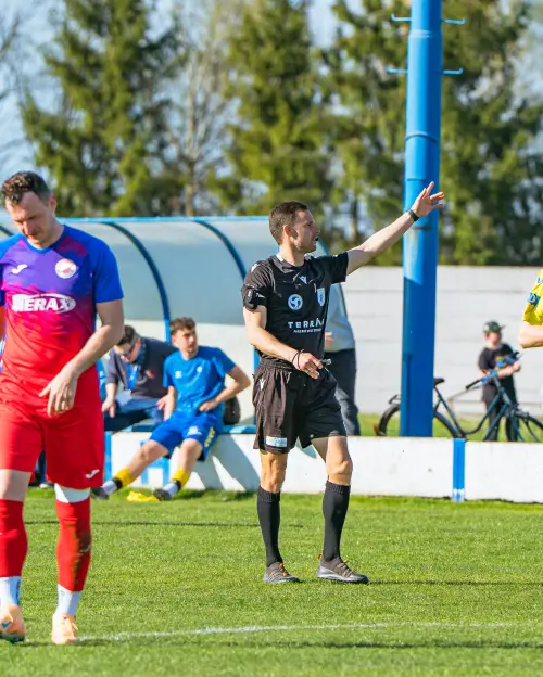 ŠK Kmeťovo-FK Slovan Šahy – fotografia 53