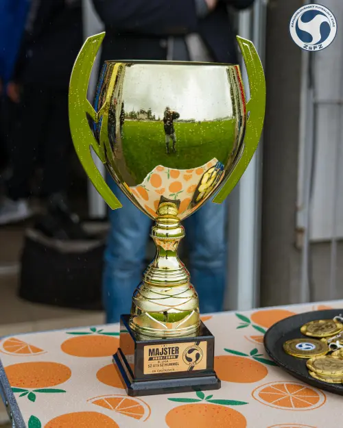 OK Častovce - ŠK LR Crystal – fotografia 1