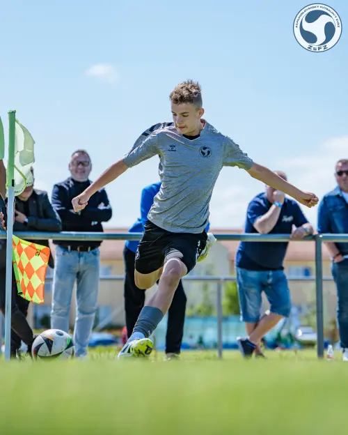Medzinárodný turnaj V4 regional cup u14 Gyirmot – fotografia 11