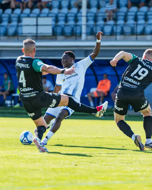 ŠTK Šamorín - OFK Dynamo Malženice – fotografia 33
