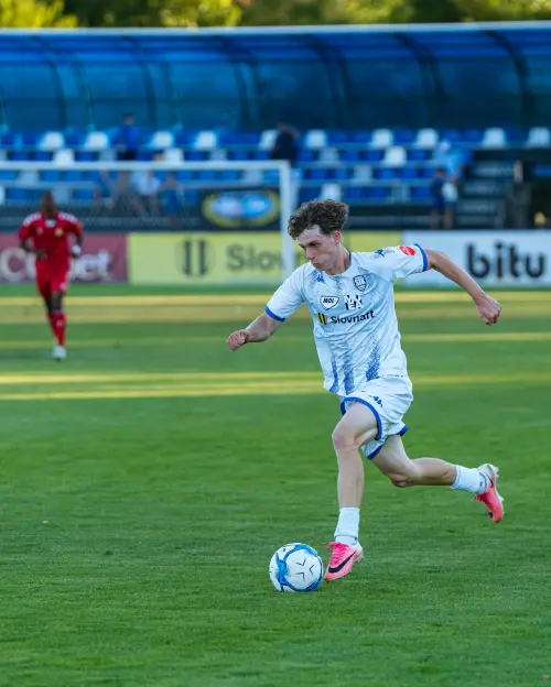ŠTK Šamorín - FK baník Lehota pod Vtáčnikom – fotografia 33